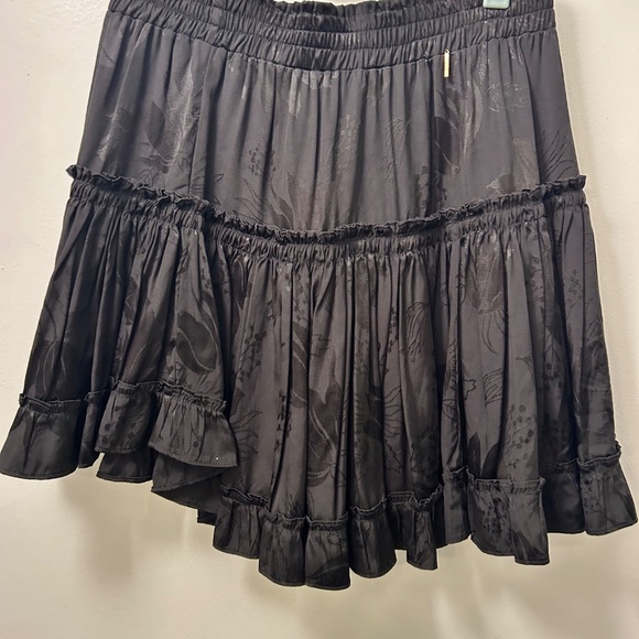 Misa Black Marion Skirt - Picture 3 of 4